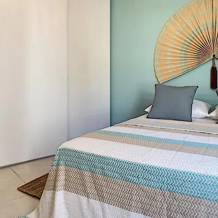 Centre, Lumineux T3 6 Pers Terrasse Wifi Pkg Clim Apartamento Antibes