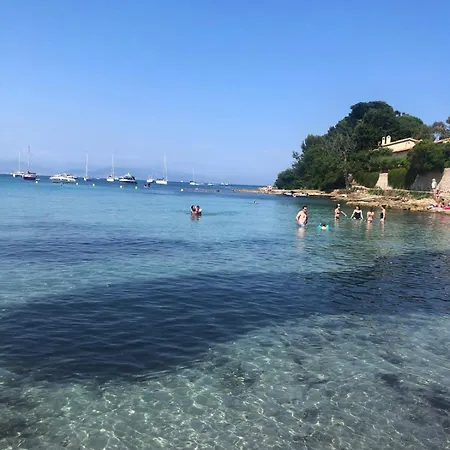 Centre, Lumineux T3 6 Pers Terrasse Wifi Pkg Clim * Антиб