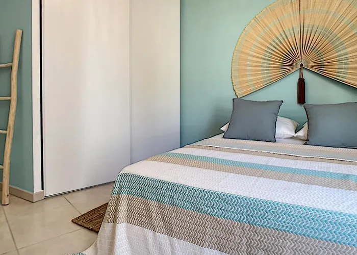 Centre, Lumineux T3 6 Pers Terrasse Wifi Pkg Clim Διαμέρισμα Αντίμπ