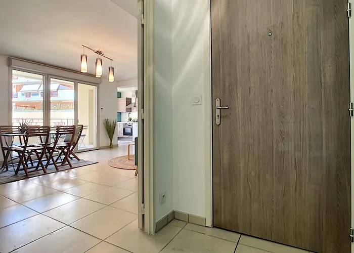 Centre, Lumineux T3 6 Pers Terrasse Wifi Pkg Clim Διαμέρισμα *