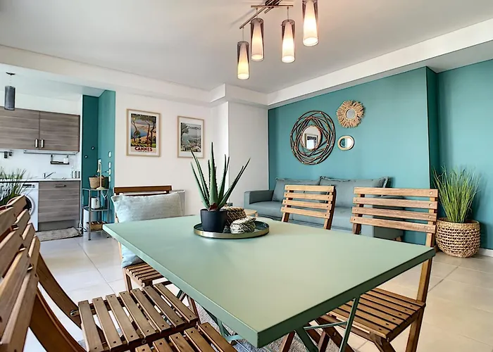 Διαμέρισμα Centre, Lumineux T3 6 Pers Terrasse Wifi Pkg Clim Αντίμπ