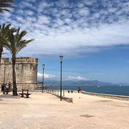 Appartamento Centre, Lumineux T3 6 Pers Terrasse Wifi Pkg Clim