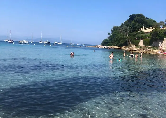 Centre, Lumineux T3 6 Pers Terrasse Wifi Pkg Clim * Antibes