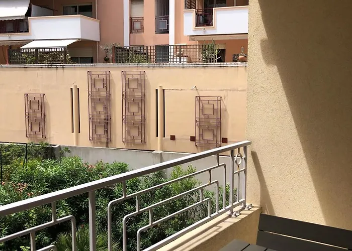 Appartamento Centre, Lumineux T3 6 Pers Terrasse Wifi Pkg Clim