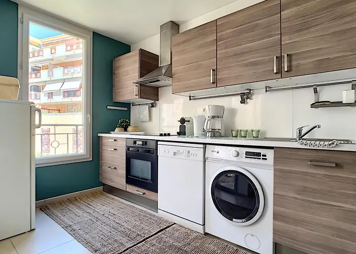 Apartment Centre, Lumineux T3 6 Pers Terrasse Wifi Pkg Clim *